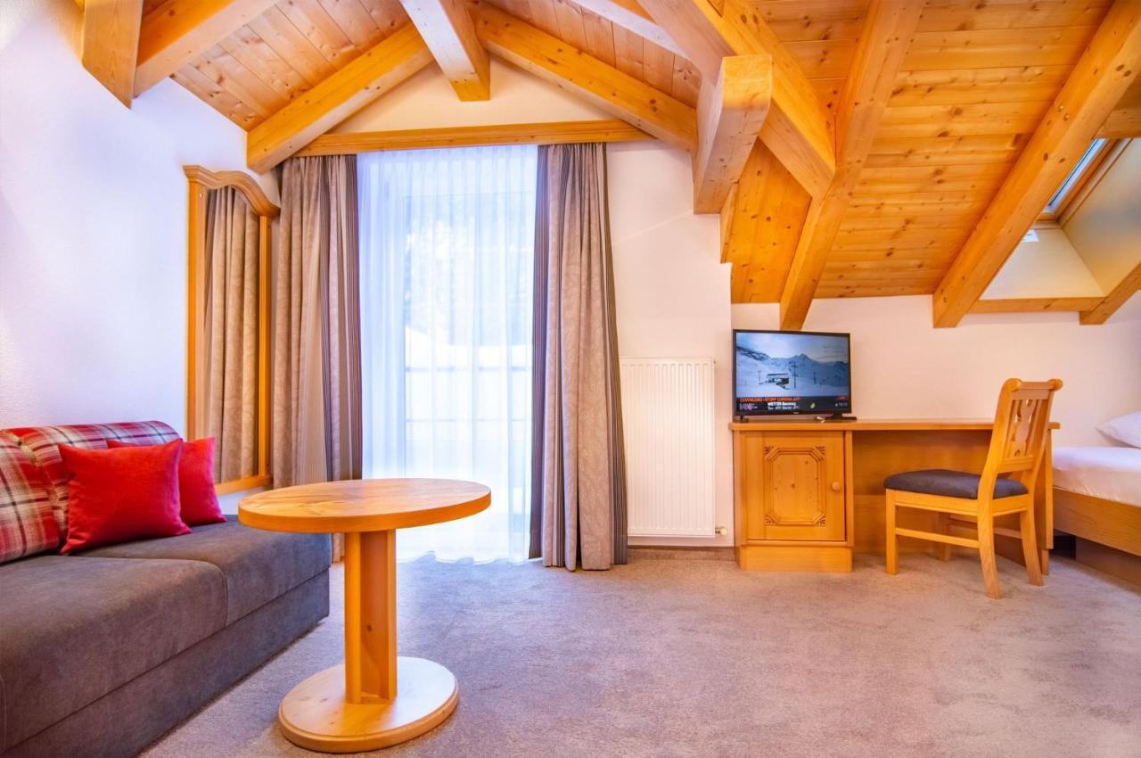 Hotel Garni Waldschloessl Ischgl Esterno foto